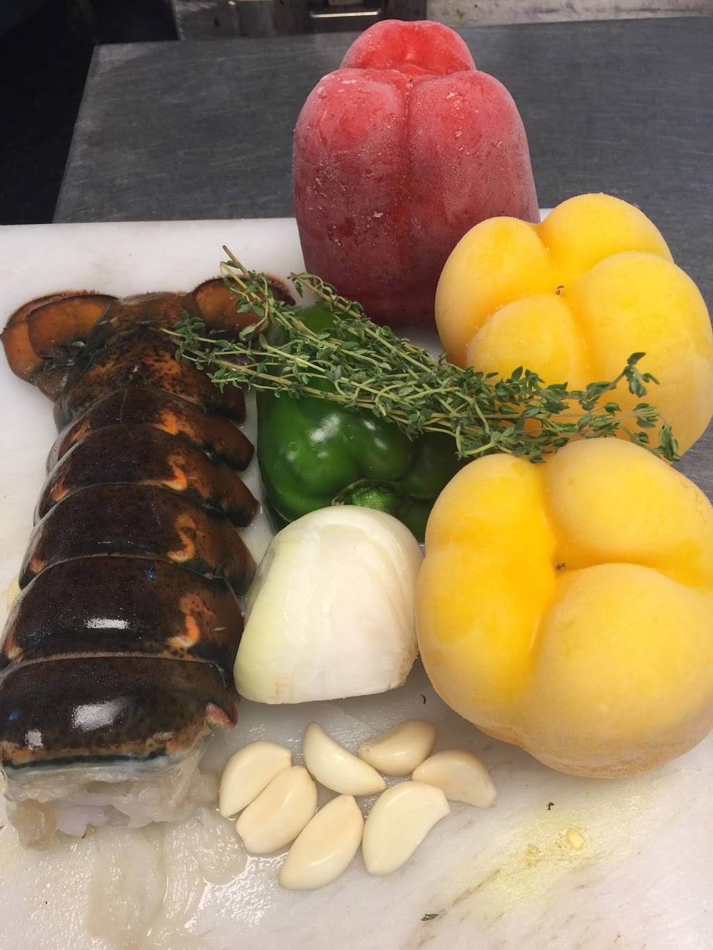 Bratenahl Kitchen | restaurant | 14002 Lakeshore Blvd, Cleveland, OH 44110, USA | 2163831874 OR +1 216-383-1874