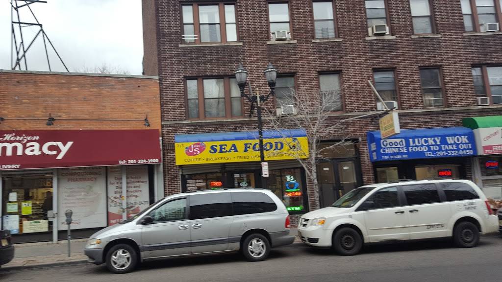 J S Seafood | restaurant | 713 Bergen Ave, Jersey City, NJ 07306, USA | 2013321621 OR +1 201-332-1621