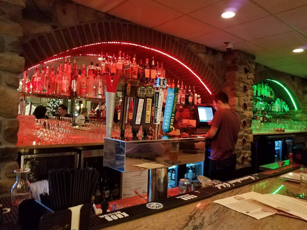 The Brick | restaurant | One Bethlehem Plaza, 1 W Broad St #100, Bethlehem, PA 18018, USA | 6104191141 OR +1 610-419-1141