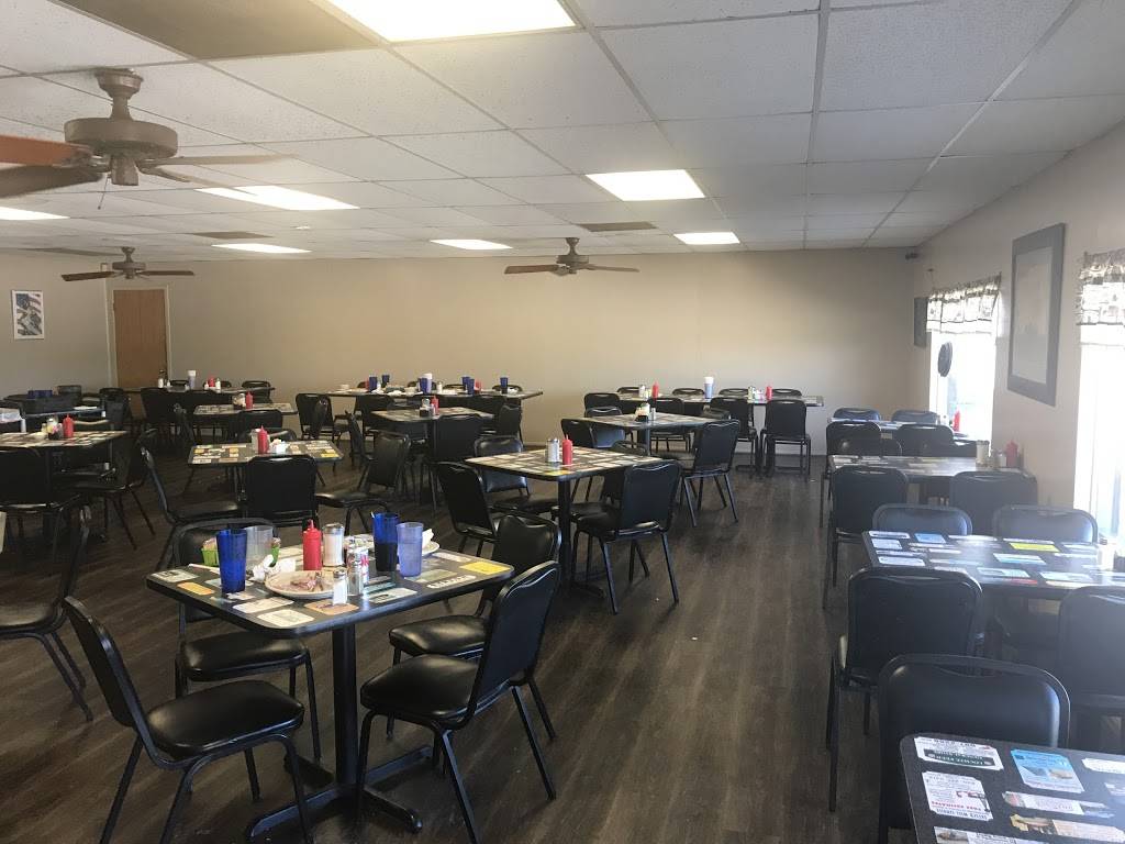 Lindigs Restaurant | restaurant | 14887 E Highway #290, Stonewall, TX 78671, USA | 8306442749 OR +1 830-644-2749