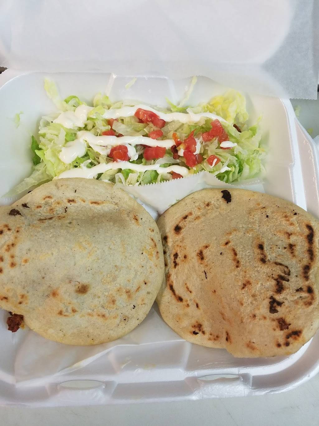 Esthers Cafe | restaurant | 3001 E Hillsborough Ave, Tampa, FL 33610, USA | 8132326217 OR +1 813-232-6217