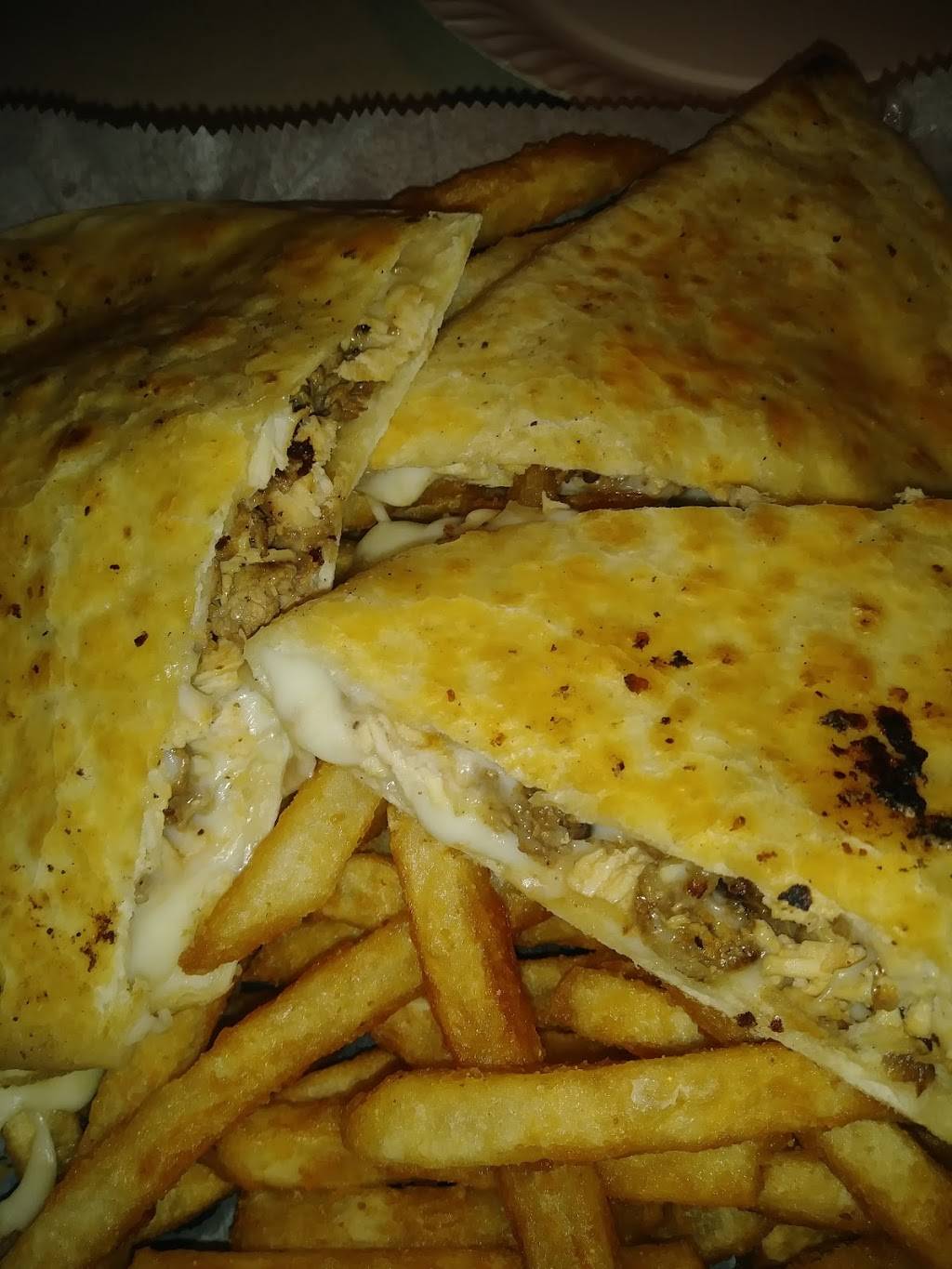 Lupis Pizza | restaurant | 2533, 3100 Bethel Rd, Boothwyn, PA 19061, USA | 6104851300 OR +1 610-485-1300