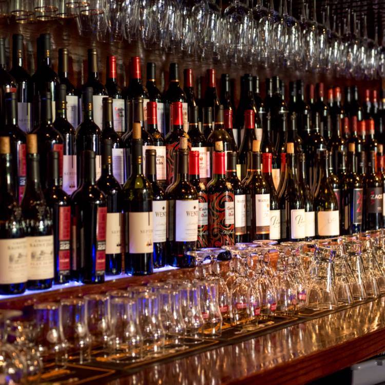 The Wine Cellar | restaurant | 540 Texas Ave Ste B, Houston, TX 77002, USA | 7132252400 OR +1 713-225-2400