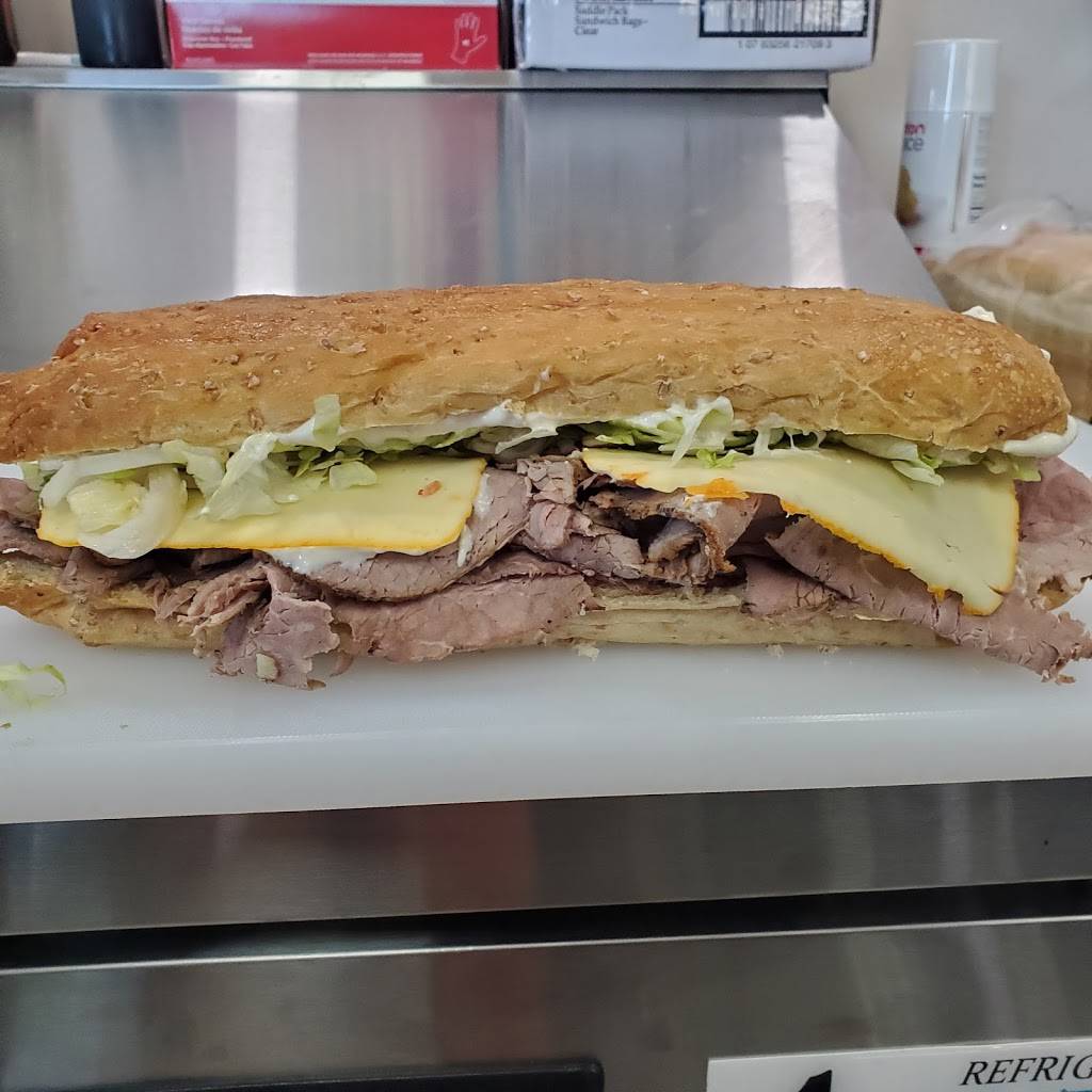 McGonigles Market Deli Pizza | restaurant | 1583 Capital Ave NE, Battle Creek, MI 49017, USA | 2693393774 OR +1 269-339-3774