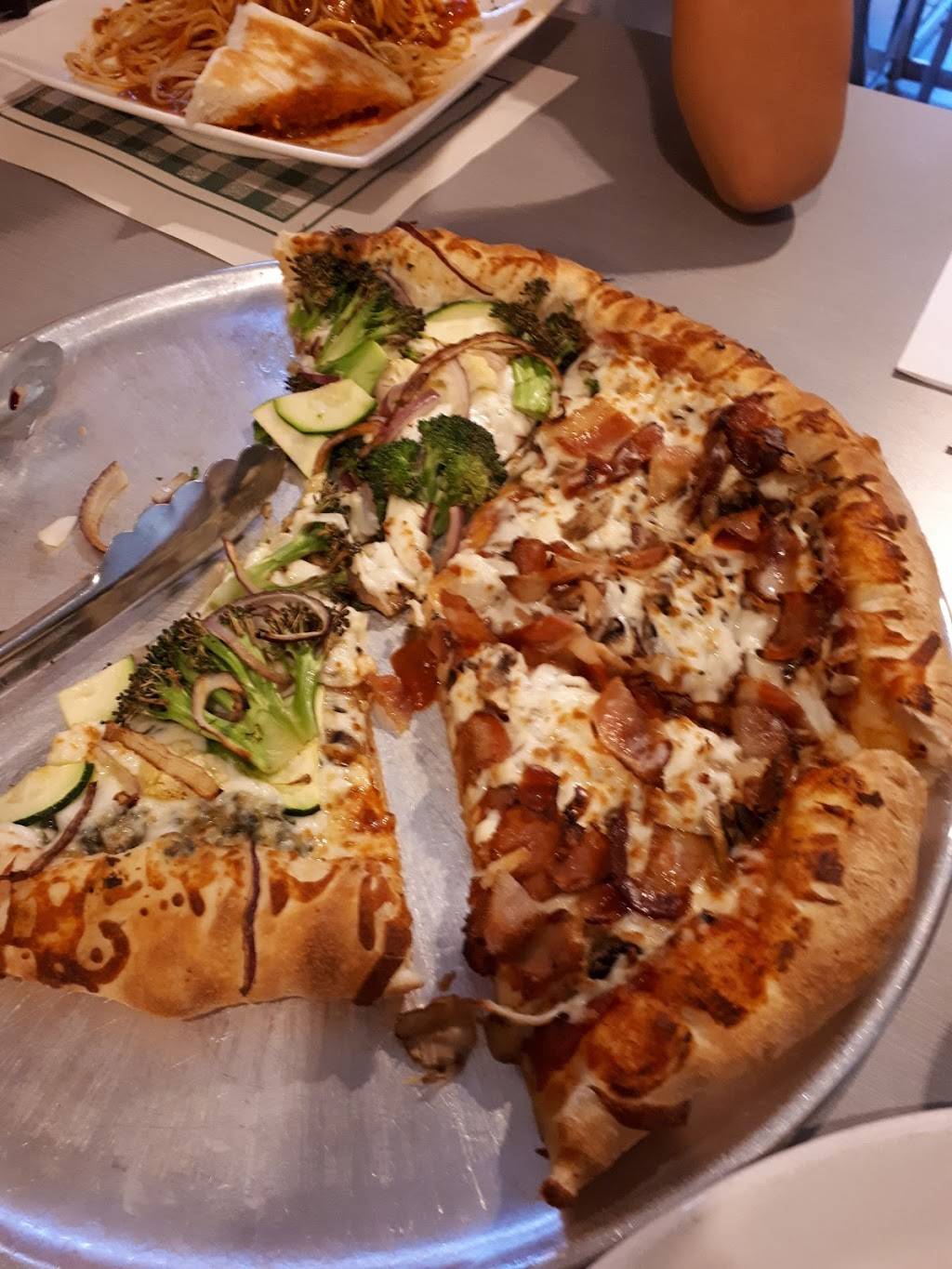 Ada Pizza | meal delivery | 15 Rue Principale, Granby, QC J2G 2T5, Canada | 4503781414 OR +1 450-378-1414