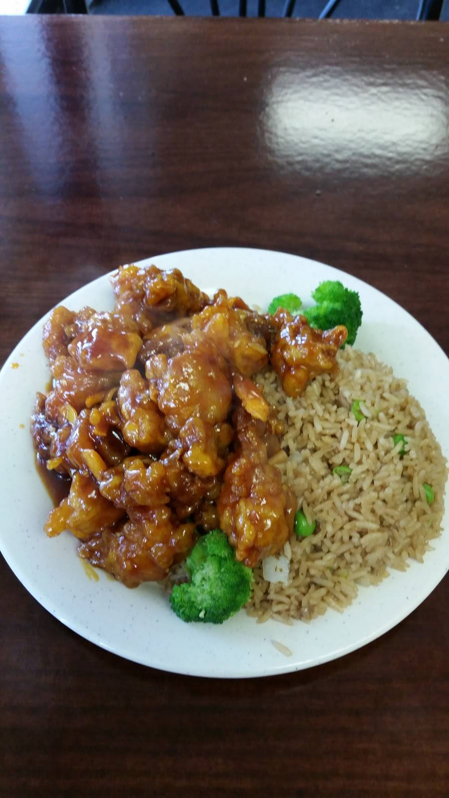 Chinatown | restaurant | 360 S Division St #10, Harvard, IL 60033, USA | 8159436118 OR +1 815-943-6118