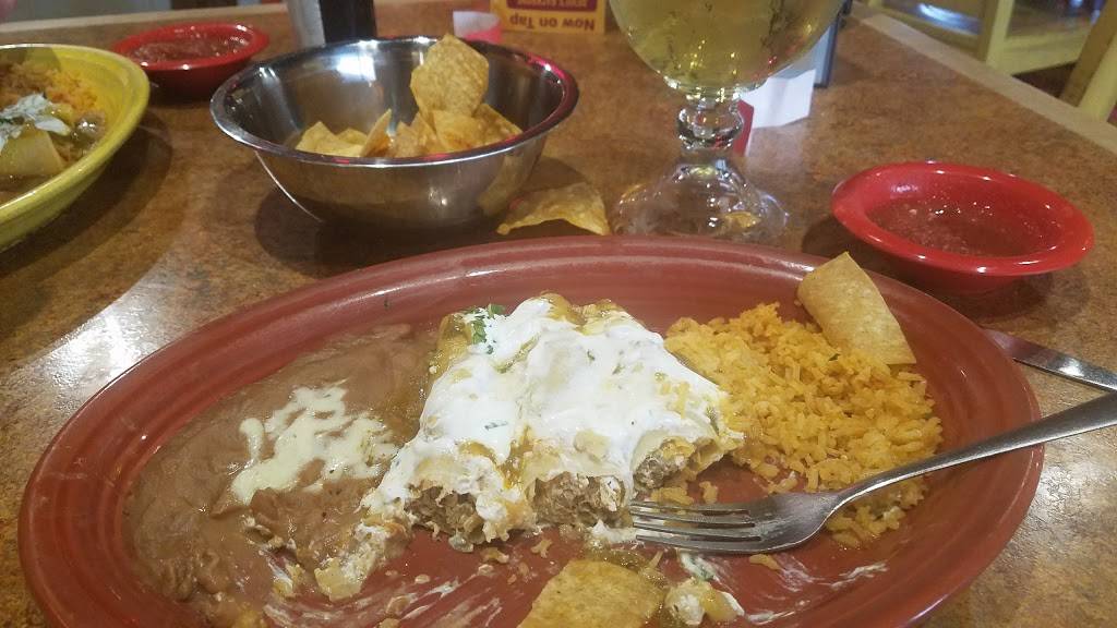 Mi Familia Stephenville Restaurant | restaurant | 2029 W Washington St # 217, Stephenville, TX 76401, USA | 2549187400 OR +1 254-918-7400