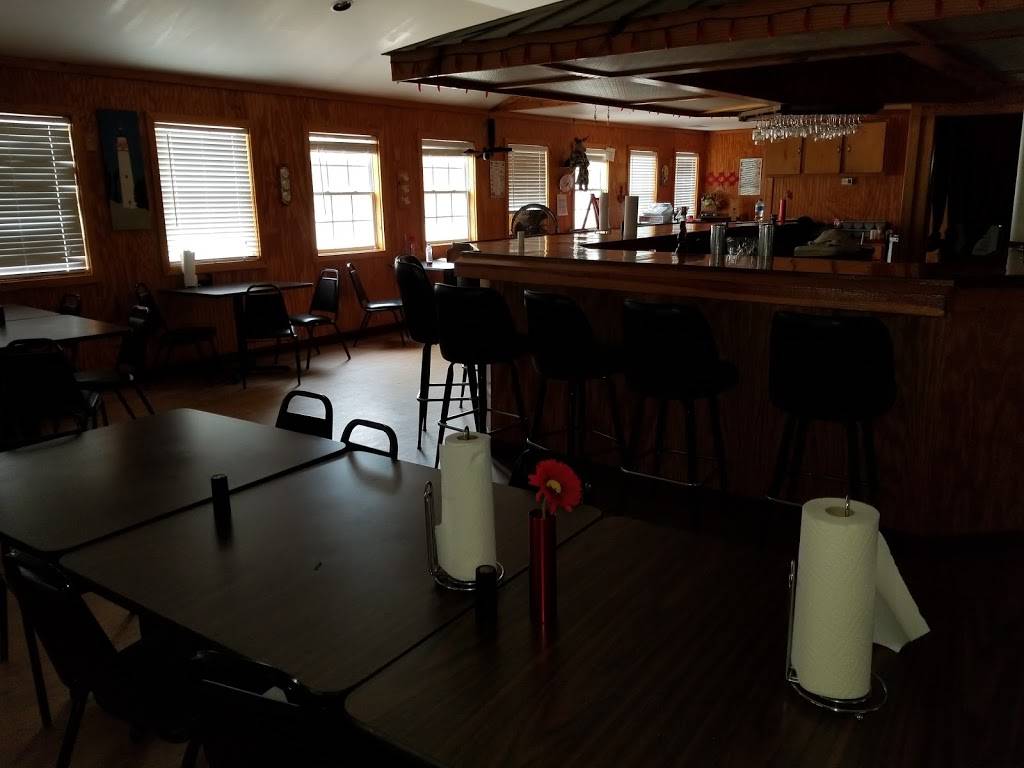 Elmos Red Bar & Grill | restaurant | 3997 Lake Sinclair Dr, Sparta, GA 31087, USA | 7064448884 OR +1 706-444-8884