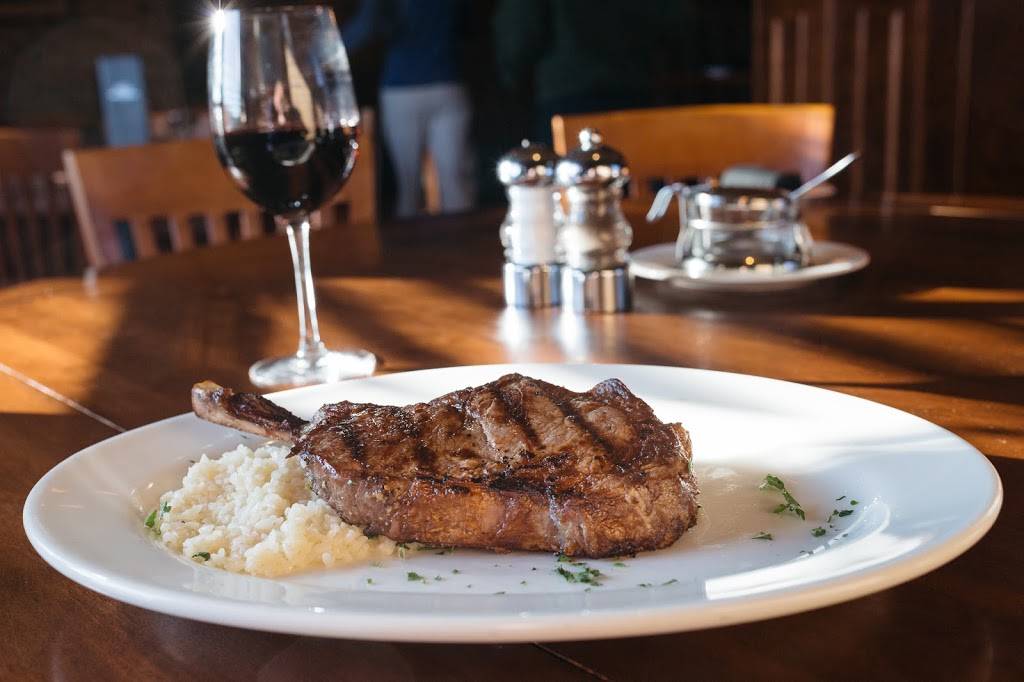 Johnnys Italian Steakhouse | restaurant | 305 N 170th St, Omaha, NE 68118, USA | 4022899210 OR +1 402-289-9210