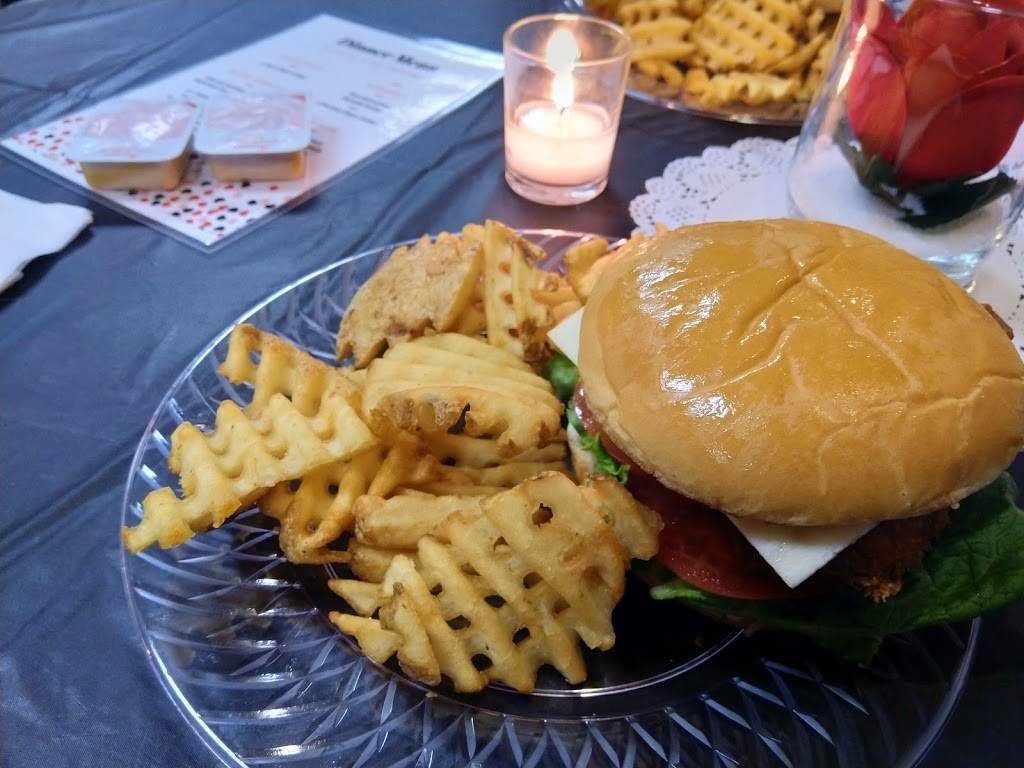 Chick-fil-A | restaurant | 3802 E 82nd St, Indianapolis, IN 46240, USA | 3175784511 OR +1 317-578-4511