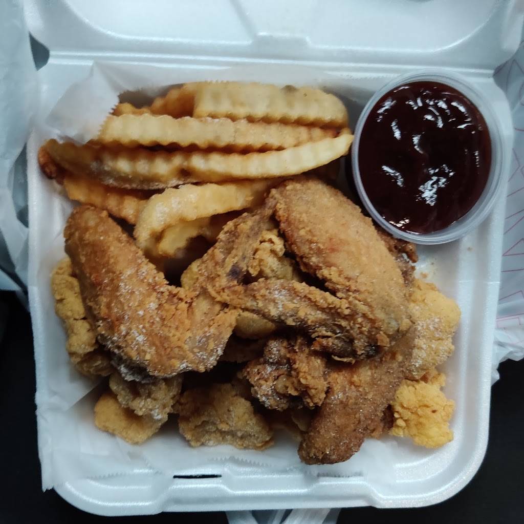 Mr. Snappers Fish & Chicken | restaurant | 2764 US-17, Brunswick, GA 31523, USA | 9122758984 OR +1 912-275-8984