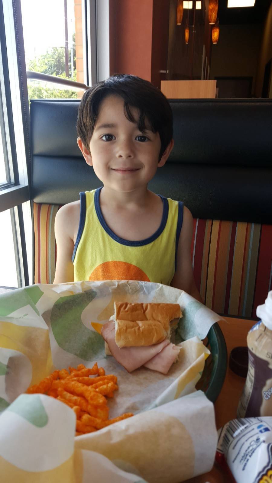 Subway | restaurant | Suite 100, 1501 W Miller Rd, Garland, TX 75041, USA | 9722783208 OR +1 972-278-3208