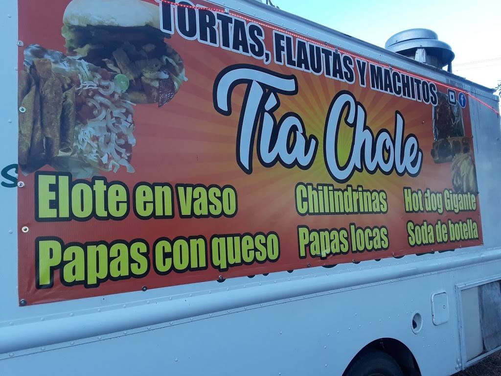 Tia Chole | restaurant | Unnamed Rd, El Paso, TX 79924, USA | 9155048492 OR +1 915-504-8492