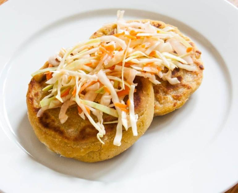 Los Cabos The Pupusa Restaurant | restaurant | 3819 Ming Ave, Bakersfield, CA 93309, USA | 6618357872 OR +1 661-835-7872