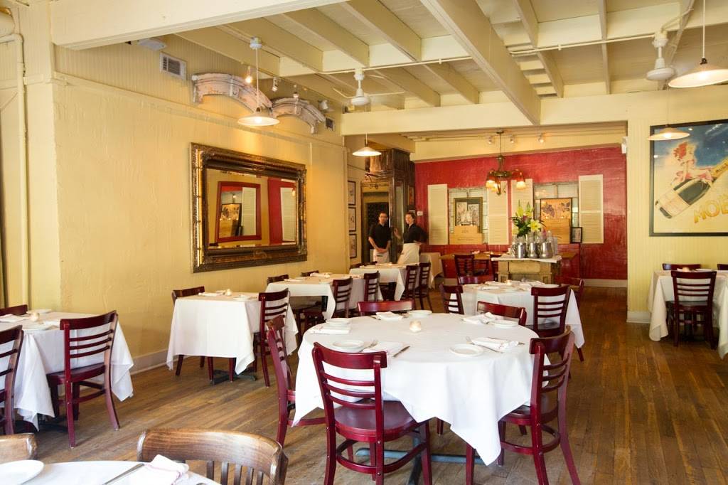 Vin Rouge | restaurant | 2010 Hillsborough Rd, Durham, NC 27705, USA | 9194160466 OR +1 919-416-0466