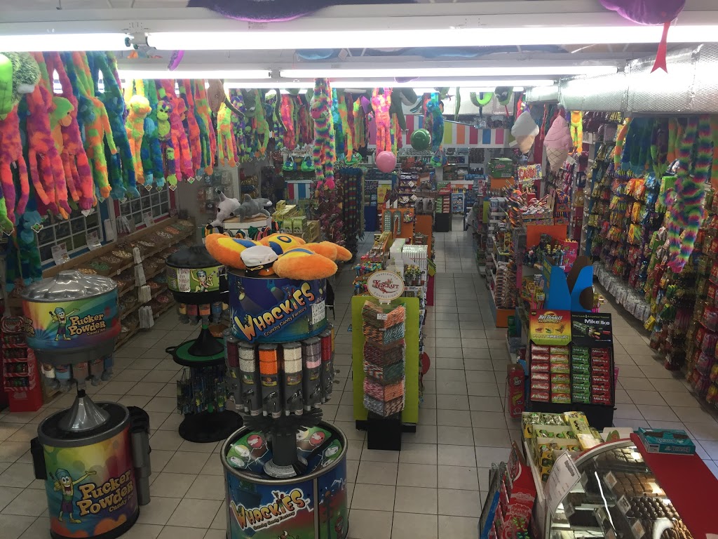 Yabbas Wacky Snack Shack | restaurant | 301 Gulf Shores Pkwy, Gulf Shores, AL 36542, USA | 2519483146 OR +1 251-948-3146