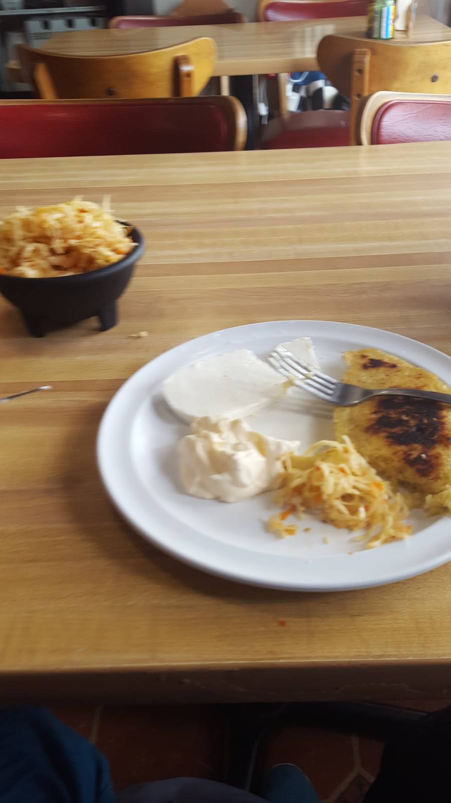 Pupuseria Salvadorena Santa Rosa | restaurant | 5122 Nolensville Pike, Nashville, TN 37211, USA | 6157305177 OR +1 615-730-5177