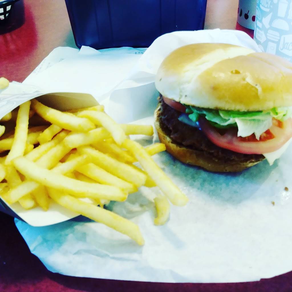 Jack in the Box | restaurant | 57930 Twentynine Palms Highway, Yucca Valley, CA 92284, USA | 7603690904 OR +1 760-369-0904