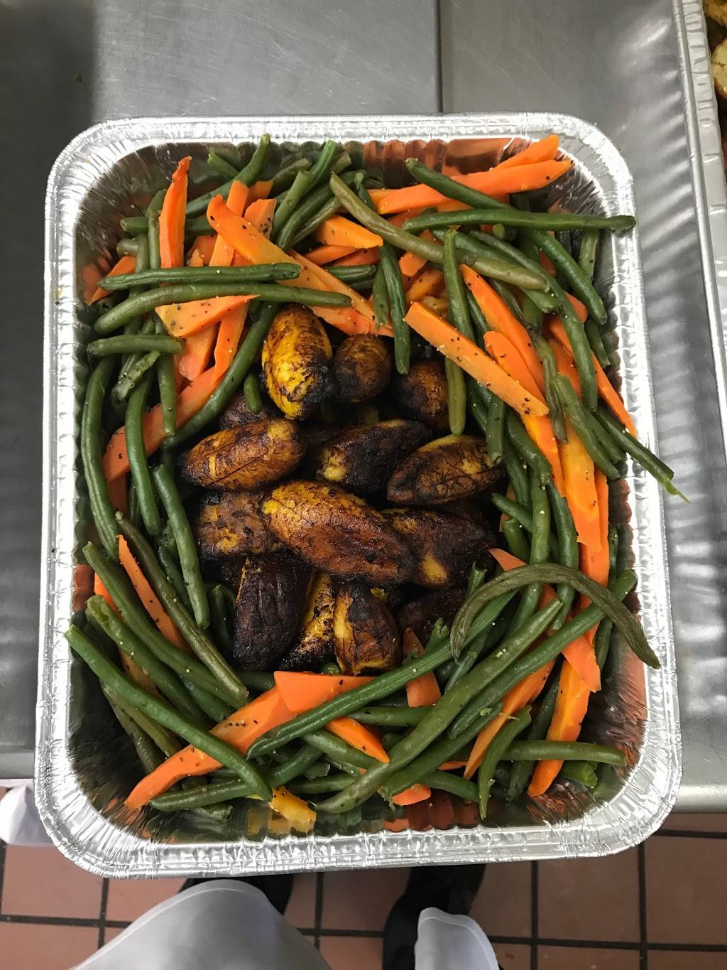 Saveur Creole | restaurant | 131 Grove St, Montclair, NJ 07042, USA | 9737443506 OR +1 973-744-3506