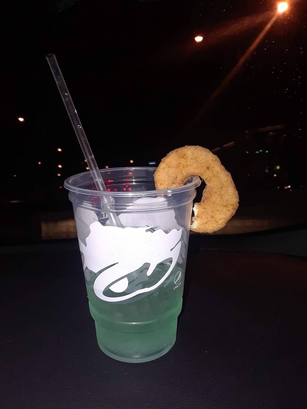 White Castle | restaurant | 3135 W 13 Mile Rd, Royal Oak, MI 48073, USA | 2485494361 OR +1 248-549-4361