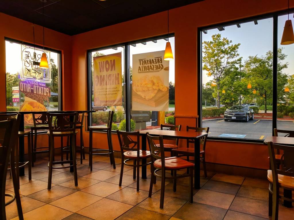 Taco Bell | meal takeaway | 951 S Roselle Rd, Schaumburg, IL 60193, USA | 8478952699 OR +1 847-895-2699