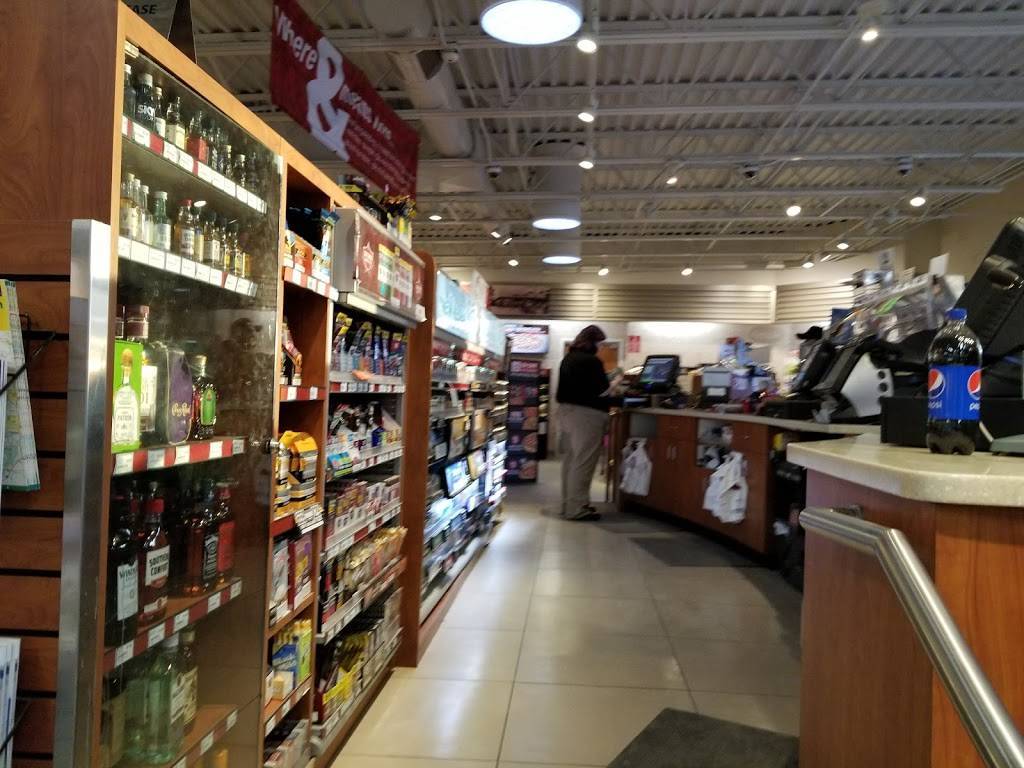 Kum & Go | meal takeaway | 1819 N 72nd St, Omaha, NE 68104, USA | 4028278112 OR +1 402-827-8112