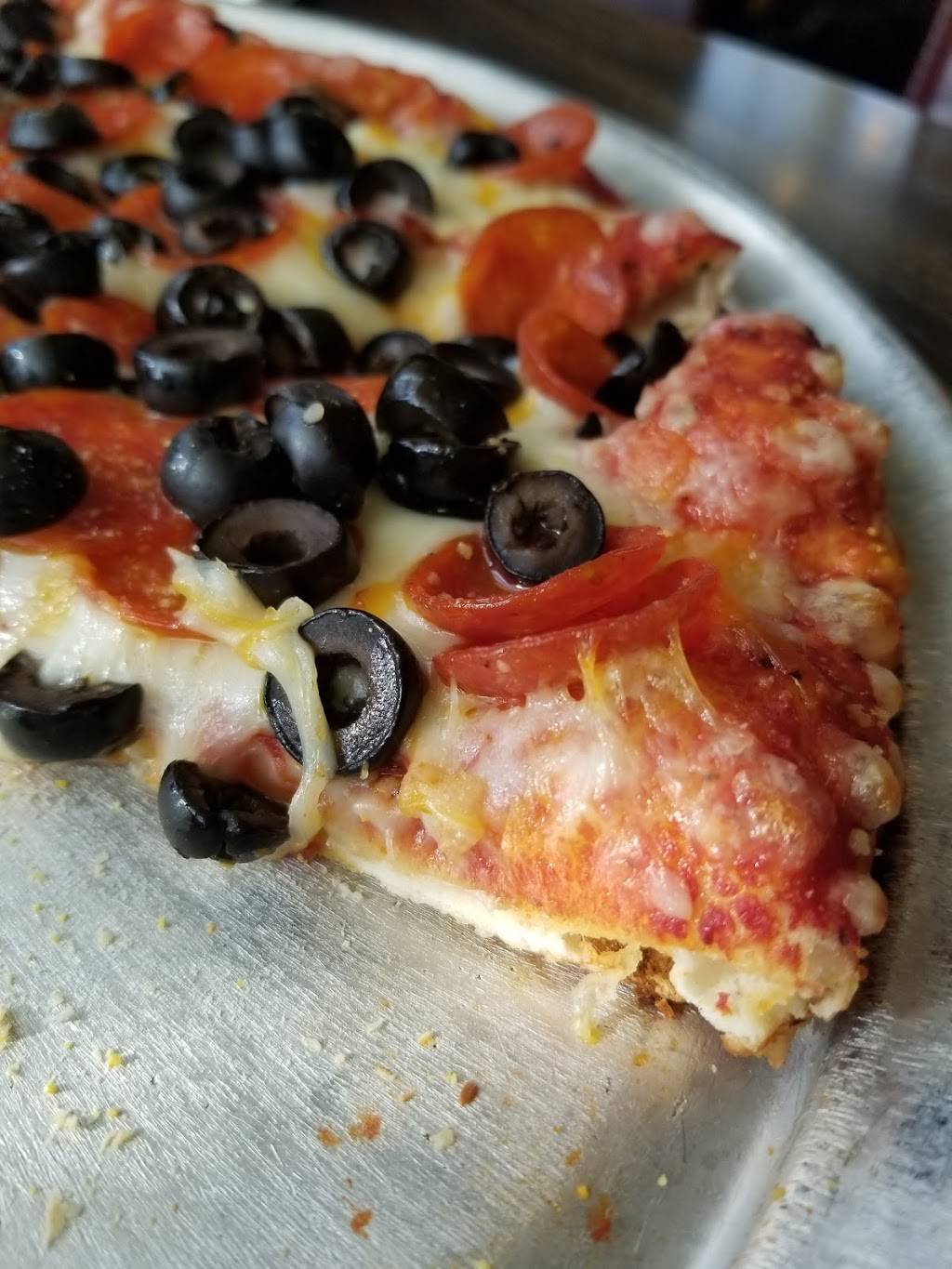 Fargos Pizza | restaurant | 2910 E Platte Ave, Colorado Springs, CO 80909, USA | 7194735540 OR +1 719-473-5540