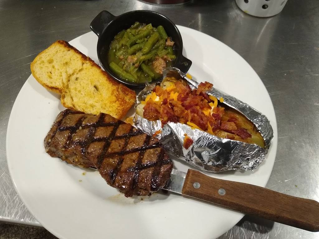 Brays Smokehouse | restaurant | 1500 Brahma Blvd, Kingsville, TX 78363, USA | 3612211100 OR +1 361-221-1100