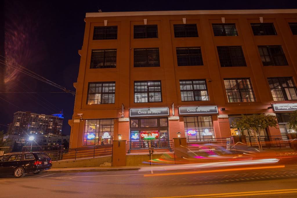 Cinco De Mayo Mexican Restaurant Downtown | restaurant | 209 10th Ave S, Nashville, TN 37203, USA | 6158734296 OR +1 615-873-4296