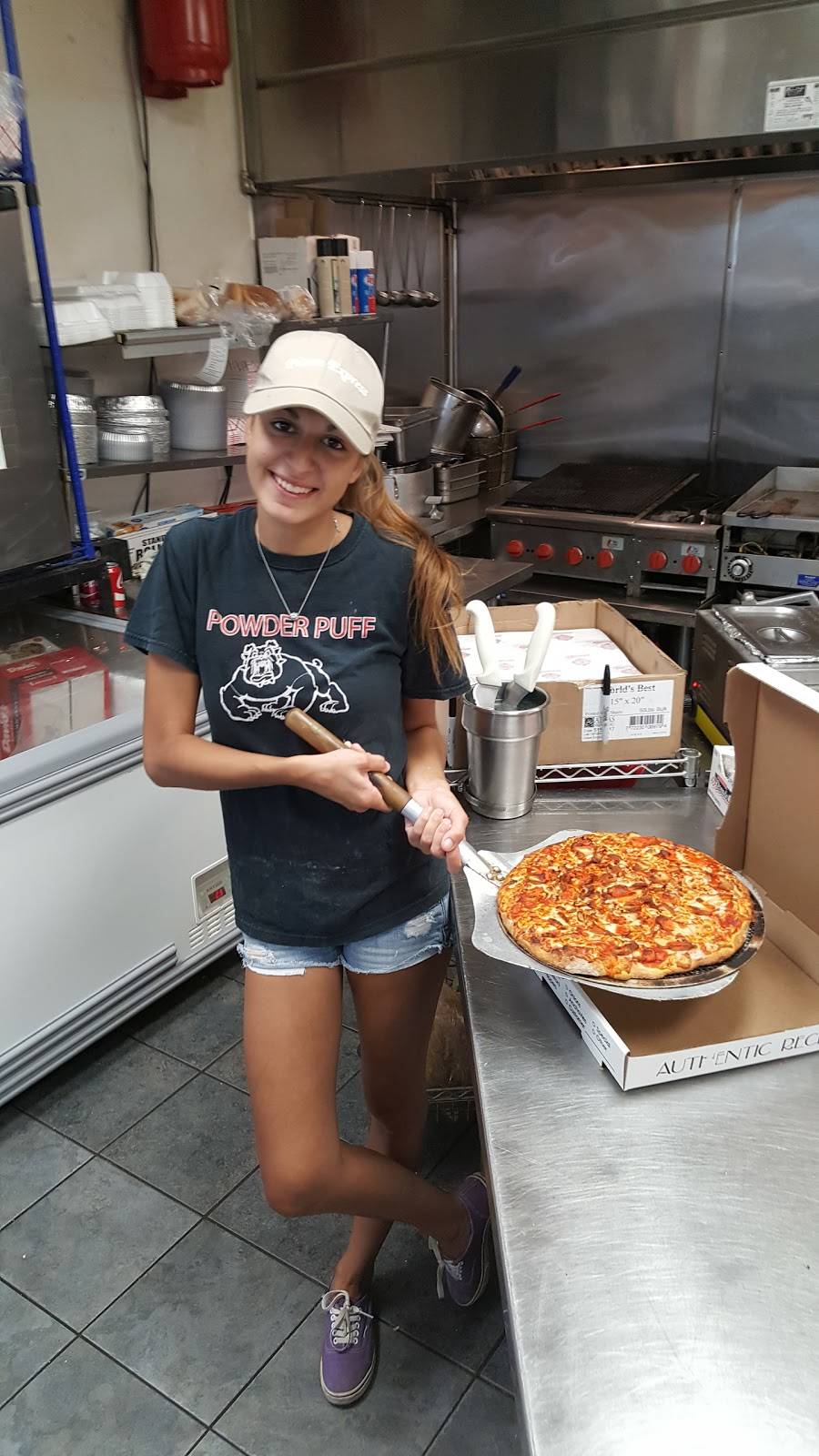 Pizza Express | meal takeaway | 1 Mason Rd, East Freetown, MA 02717, USA | 5087634888 OR +1 508-763-4888