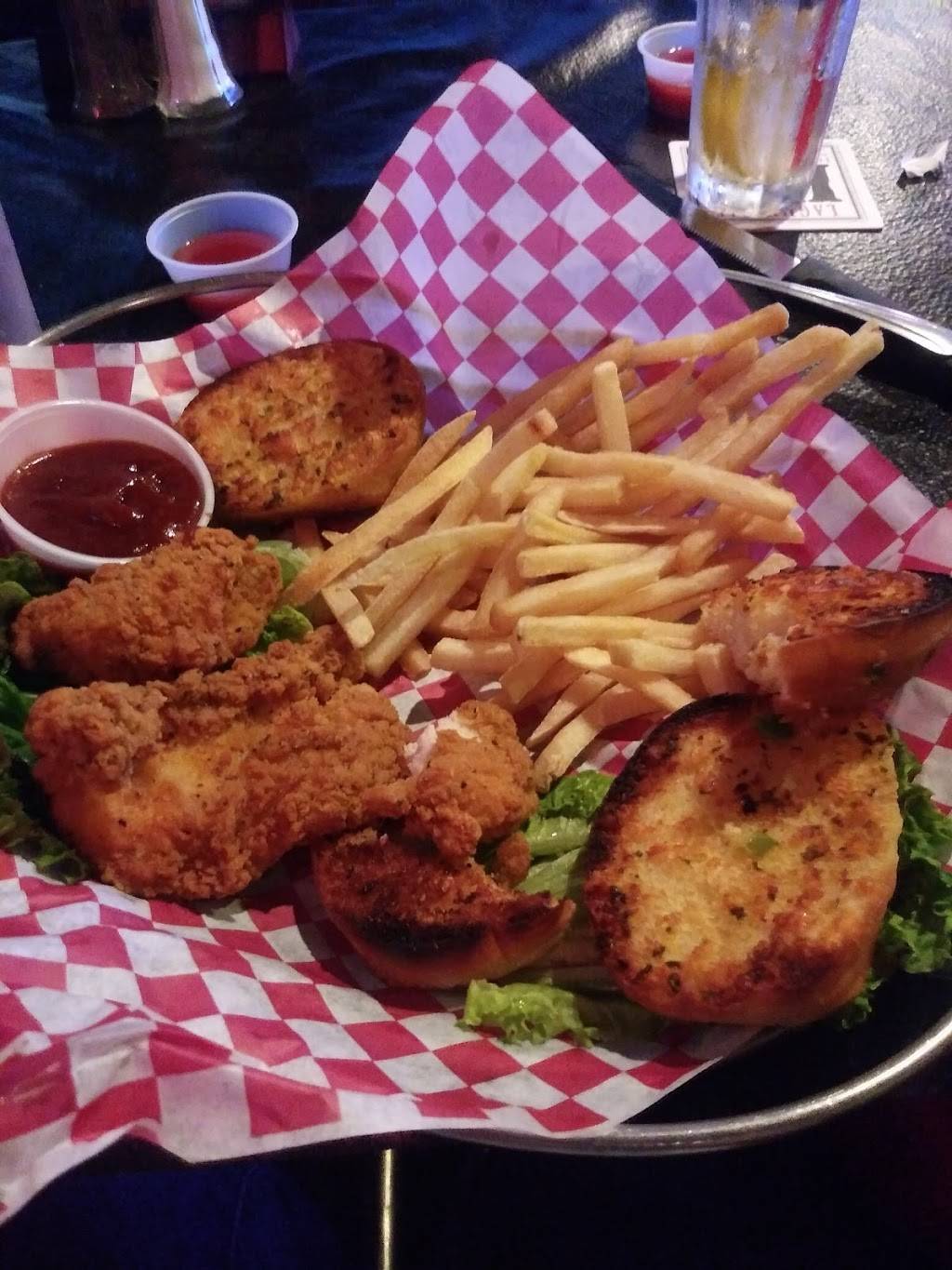 Rickys Sports Theatre & Grill | restaurant | 15028 Hesperian Blvd, San Leandro, CA 94578, USA | 5103170200 OR +1 510-317-0200