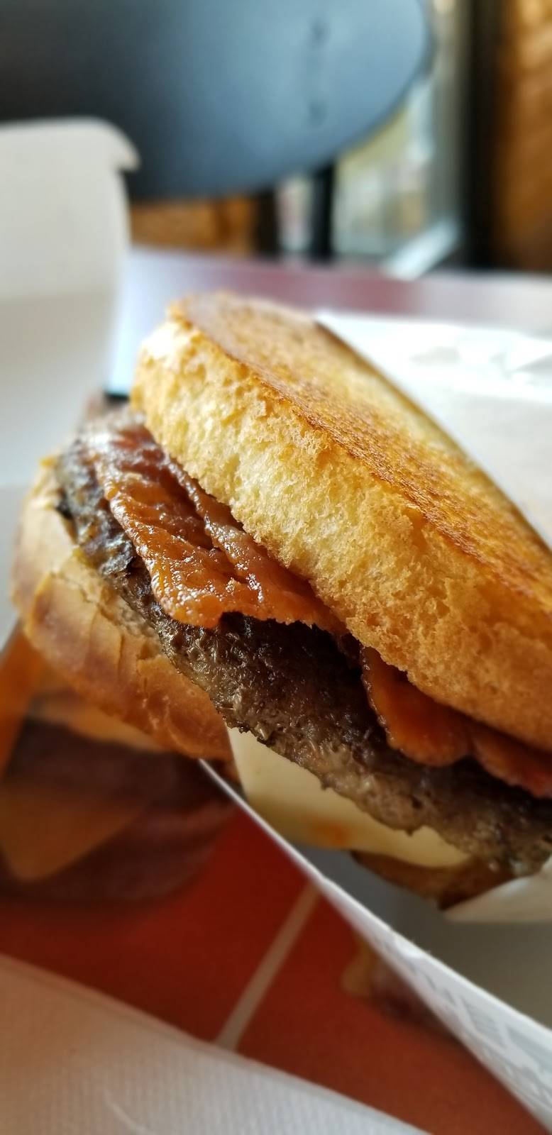 Jack in the Box | restaurant | 18950 Colima Rd, Rowland Heights, CA 91748, USA | 6269137717 OR +1 626-913-7717