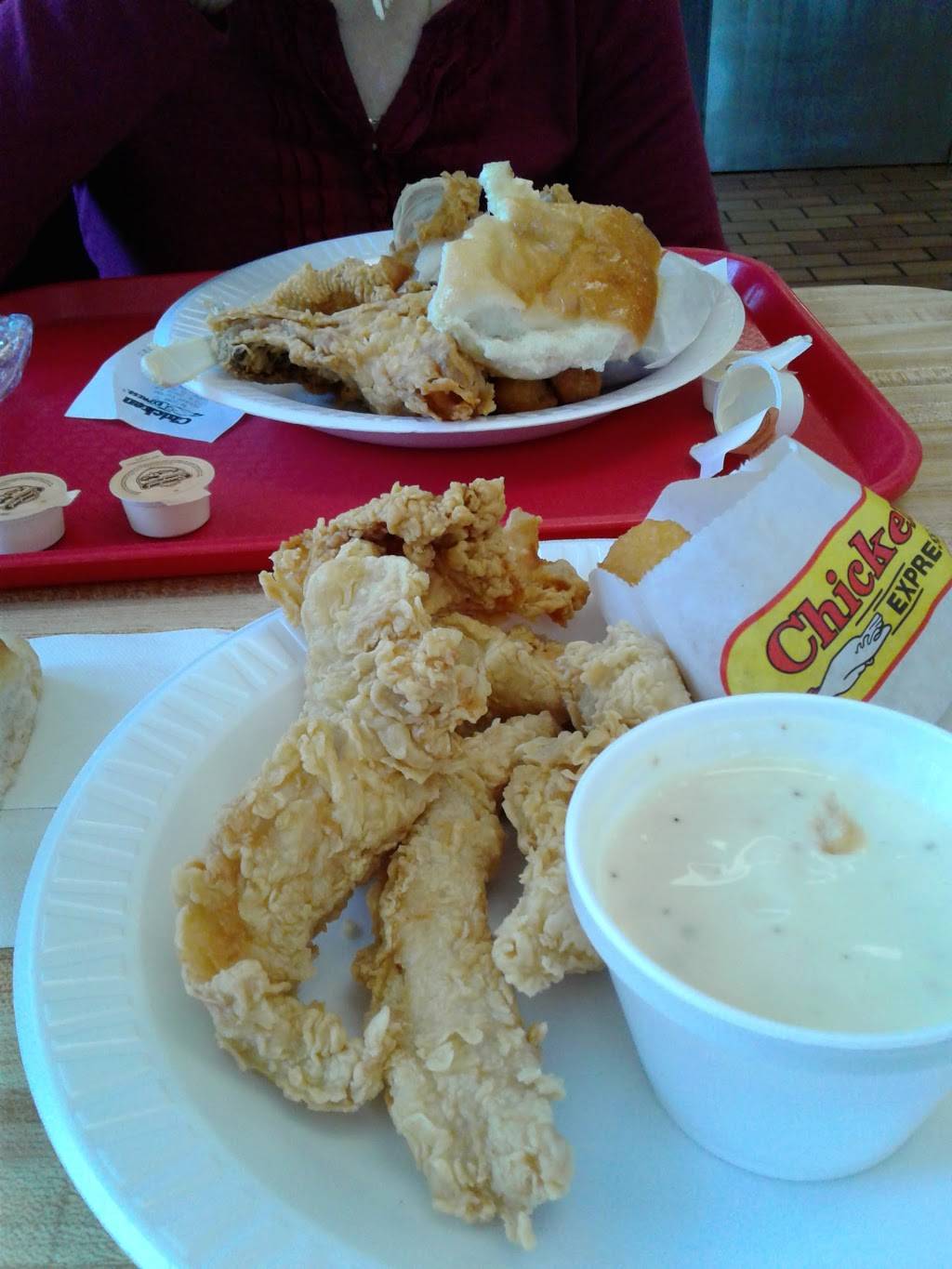 Chicken Express | restaurant | 1701 W Ennis Ave, Ennis, TX 75119, USA | 9728750444 OR +1 972-875-0444