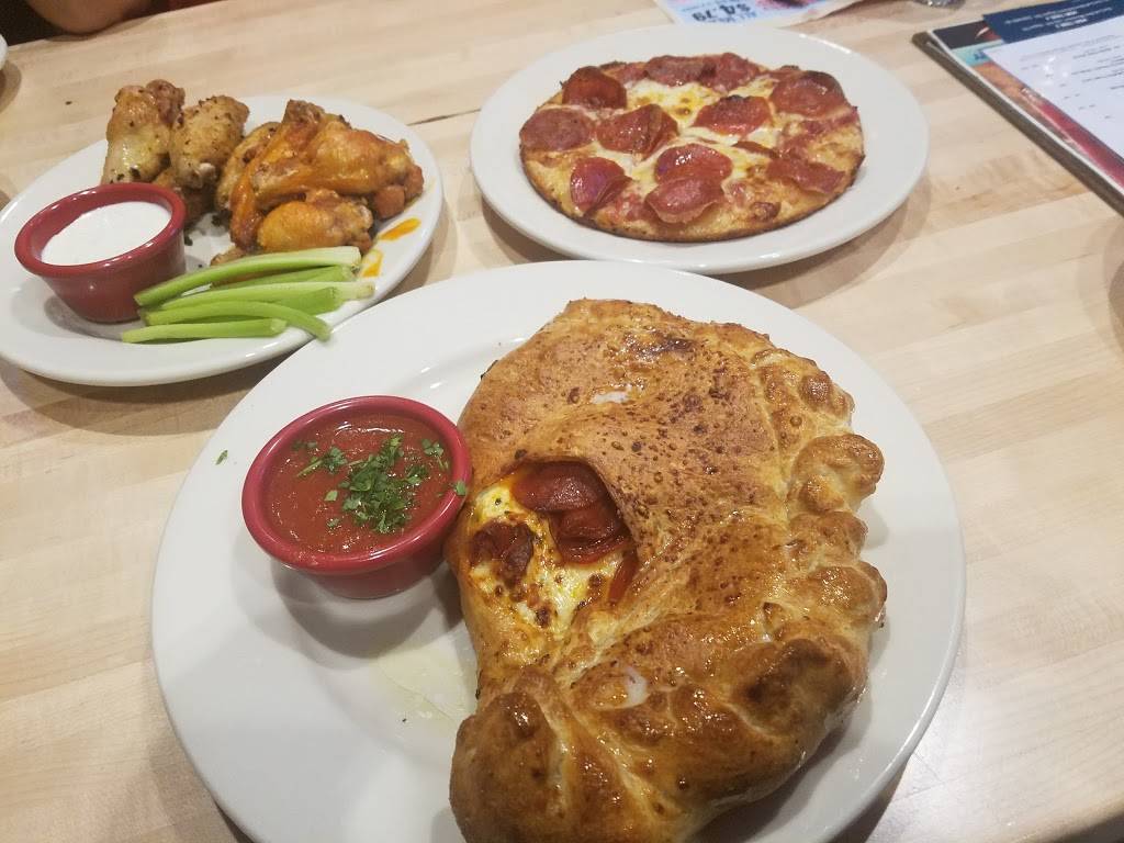 Old Chicago | restaurant | 24515 Katy Fwy #100, Katy, TX 77450, USA | 2813470090 OR +1 281-347-0090