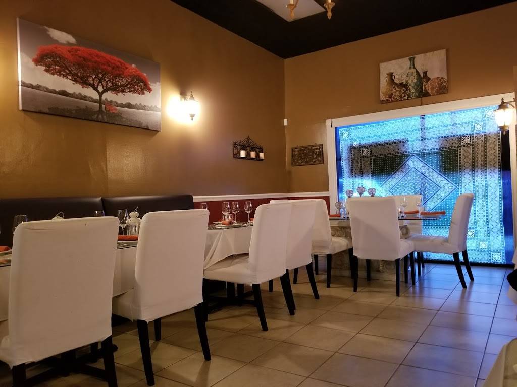 Cafe Aroma | restaurant | 7891 W Sample Rd, Coral Springs, FL 33065, USA | 9546033535 OR +1 954-603-3535