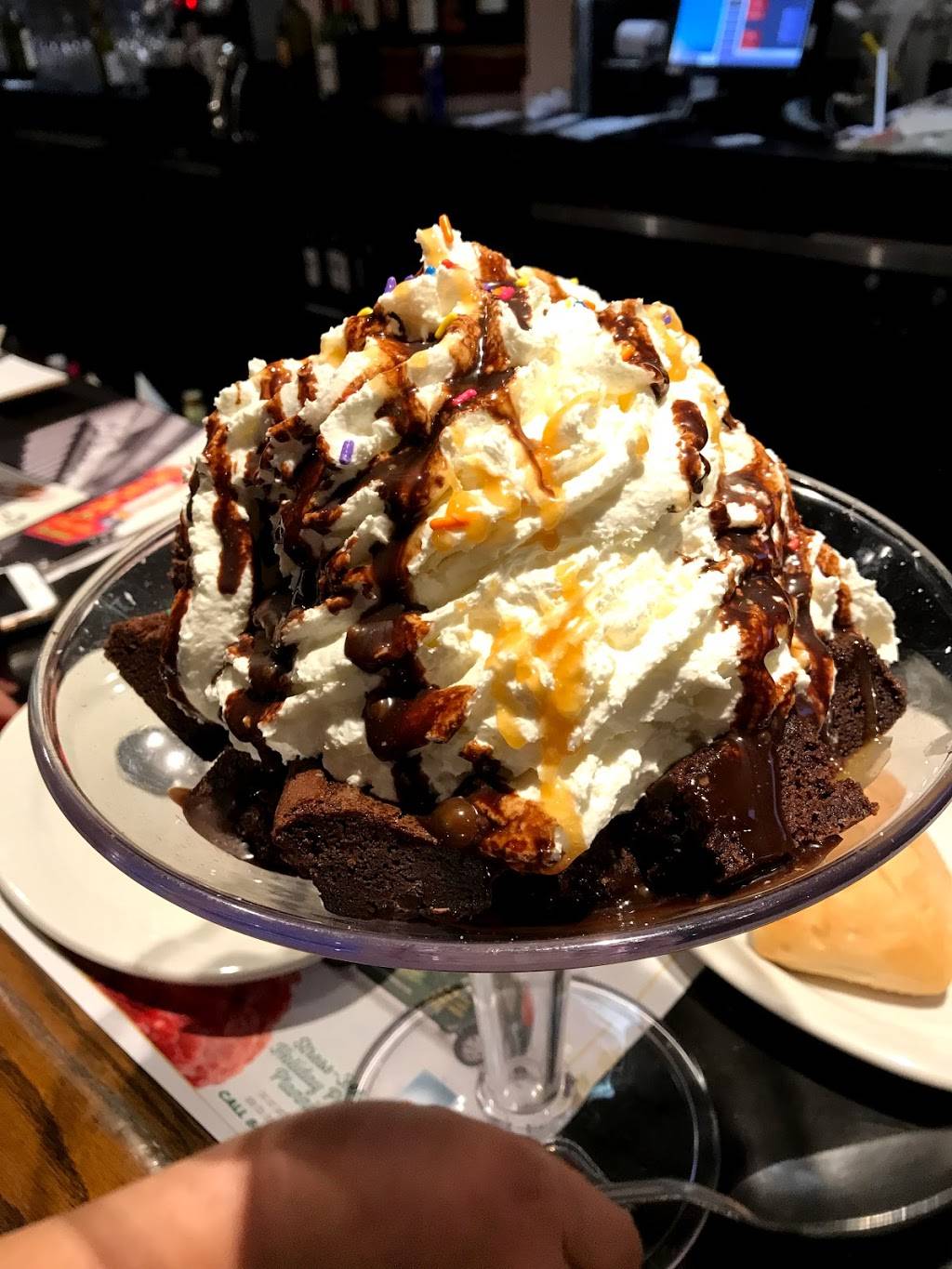 Buca di Beppo Italian Restaurant | restaurant | 2051 S Hurstbourne Pkwy, Louisville, KY 40220, USA | 5024932426 OR +1 502-493-2426