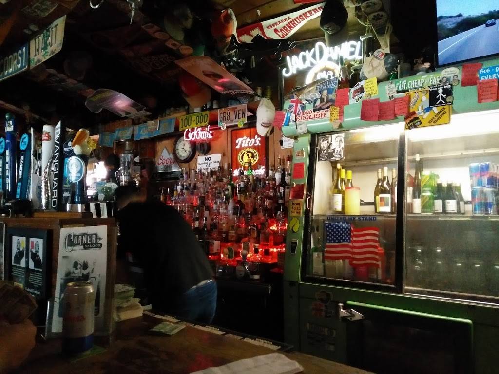 Corner Saloon | restaurant | 2509 SW Borland Rd, Tualatin, OR 97062, USA | 5036382523 OR +1 503-638-2523