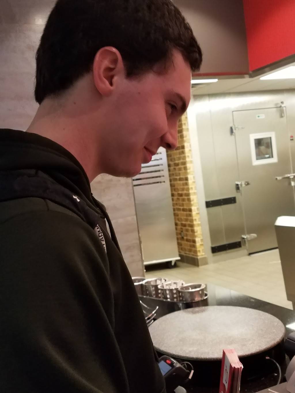 Panda Express | meal takeaway | 10670 S Campus Dr, Allendale, MI 49401, USA | 6163319402 OR +1 616-331-9402