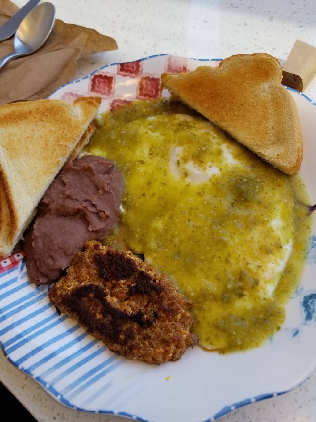 The Chicken or the Egg Restaurant | restaurant | 3 Goshen Ave Store #1, Washingtonville, NY 10992, USA | 8456140192 OR +1 845-614-0192