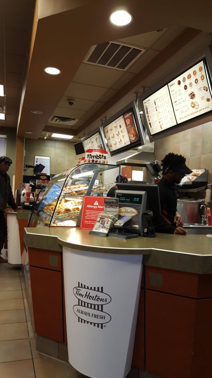 Tim Hortons | restaurant | 1116 W State St, Fremont, OH 43420, USA | 4193558840 OR +1 419-355-8840