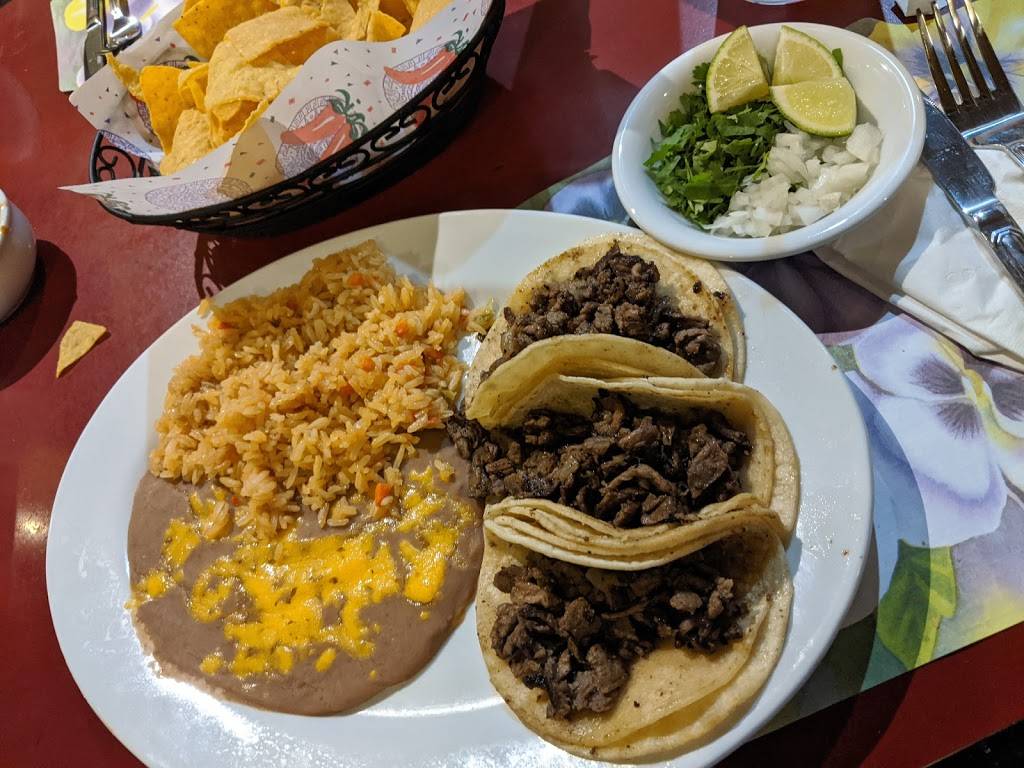 Sol de Mexico | restaurant | 2019 Hewitt Ave, Everett, WA 98201, USA | 4253742871 OR +1 425-374-2871