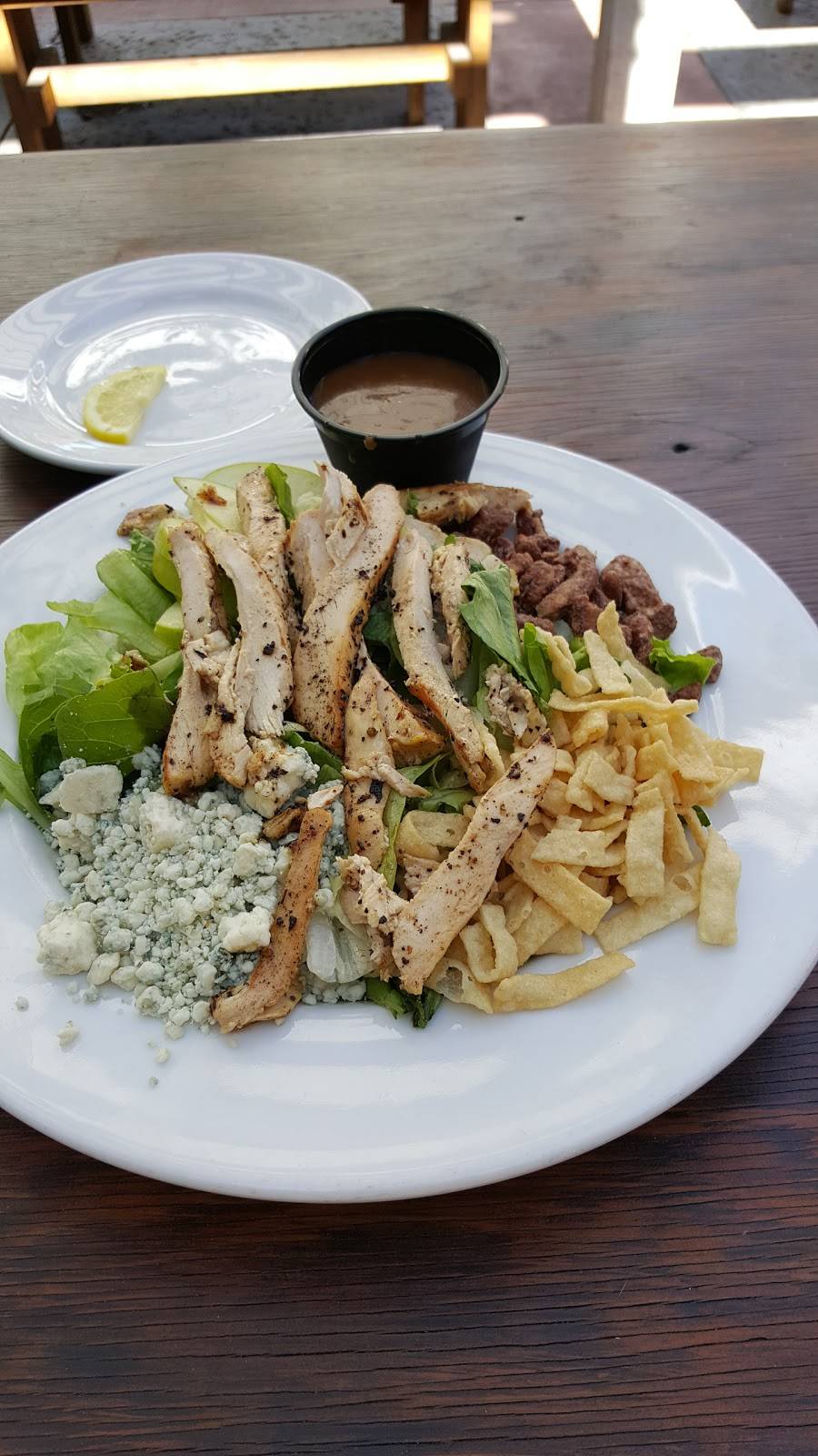 Moon River Brewing Company | restaurant | 21 W Bay St, Savannah, GA 31401, USA | 9124470943 OR +1 912-447-0943