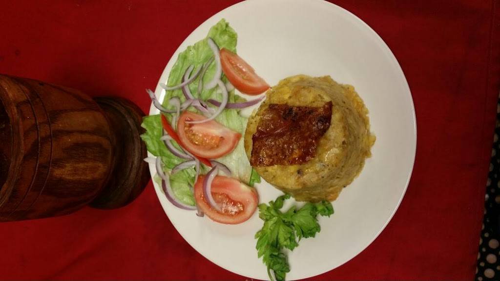 Lechonera El Sazon Criollo Castle Hill | restaurant | 682 Castle Hill Ave, Bronx, NY 10473, USA | 3478109018 OR +1 347-810-9018