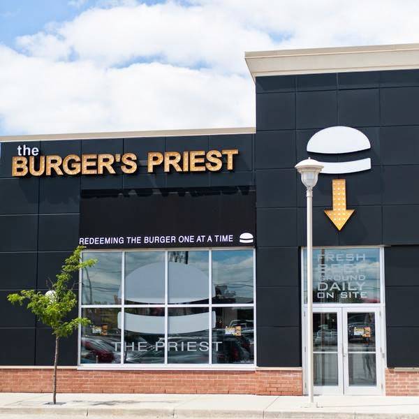 The Burgers Priest | restaurant | 435 Stone Rd W, Guelph, ON N1G 2X6, Canada | 5192656624 OR +1 519-265-6624