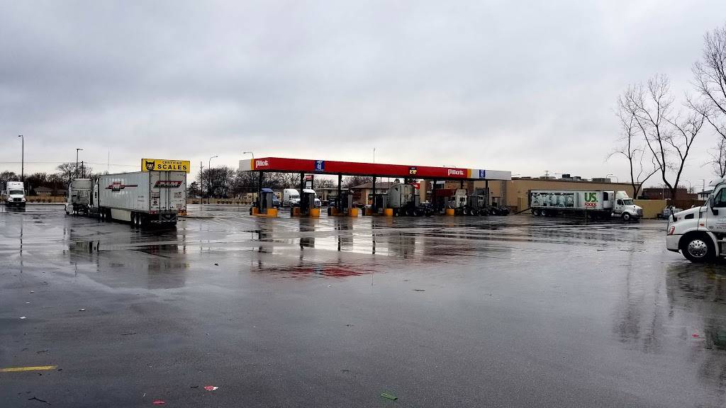 Pilot Travel Center | restaurant | 7501 S Harlem Ave, Bridgeview, IL 60455, USA | 7084969390 OR +1 708-496-9390