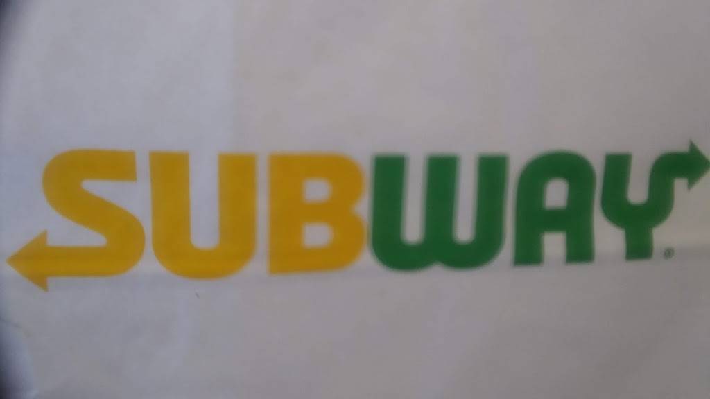 Subway Restaurants | restaurant | 1275 E, County Rd D Suite 105, Maplewood, MN 55109, USA | 6517835873 OR +1 651-783-5873