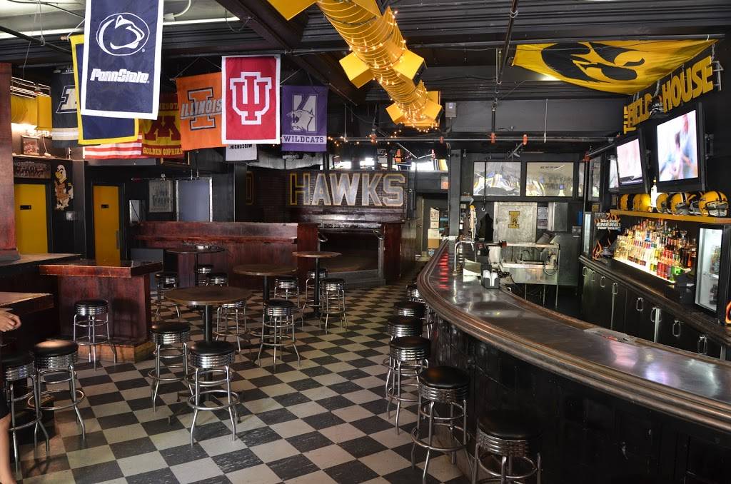 Fieldhouse Iowa City | restaurant | 118 S Dubuque St, Iowa City, IA 52240, USA | 3193415872 OR +1 319-341-5872