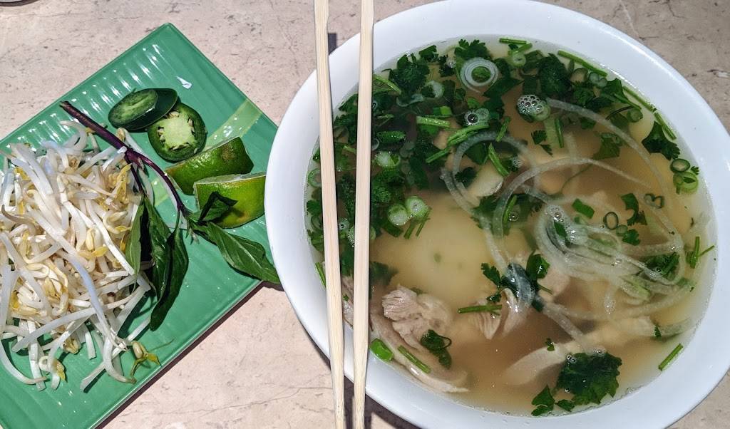 Pho US | restaurant | 5553 Hwy 6 N, Houston, TX 77084, USA | 2818551682 OR +1 281-855-1682