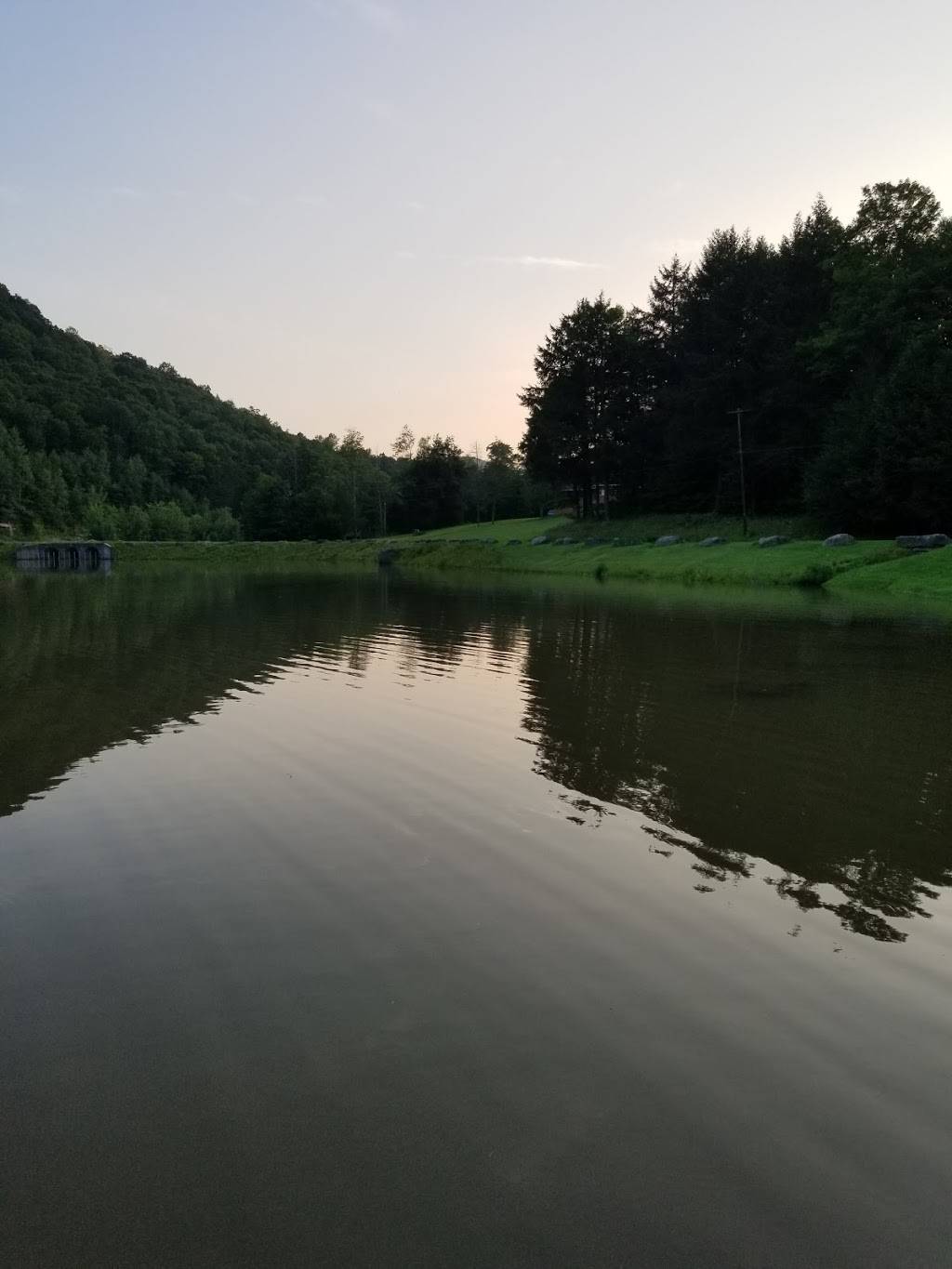 The Rainbow Lodge | restaurant | 440 Rainbow Lodge Rd, Walton, NY 13856, USA | 6078657534 OR +1 607-865-7534