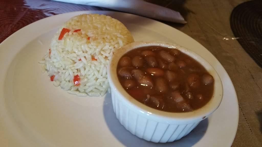 La REGIA Deli And Restaurant | restaurant | 131 3rd St, Greenport, NY 11944, USA | 6313332727 OR +1 631-333-2727